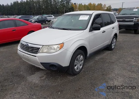 2010 Subaru Forester 2.5X из США, поврежденный, VIN JF2SH6AC5AH785181